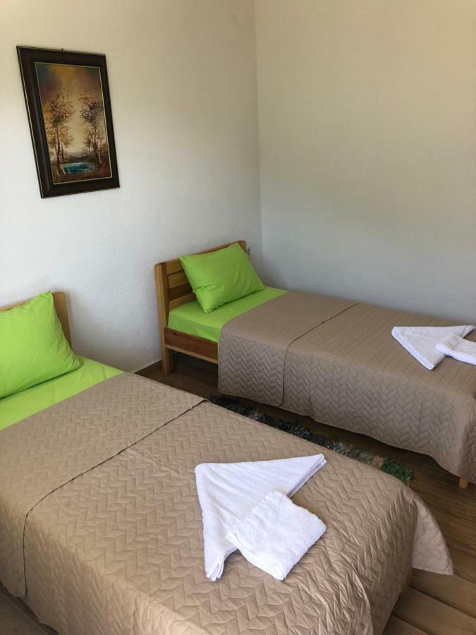 普拉夫Visitor Yard住宿加早餐旅馆 外观 照片